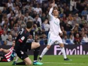 Cristiano salva el empate para el Madrid pese a Kepa