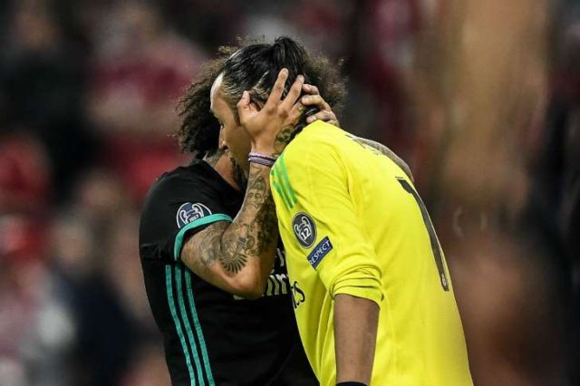 © EFE Marcelo y Keylor Navas (d) de Real Madrid celebran un gol / EFE