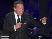 Polémica: el padre de Luis Miguel le daba cocaína al cantante con tan solo 14 años