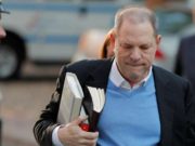 Harvey Weinstein se entrega en una comisaría de Nueva York