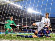 El Barça se mantiene invicto con diez