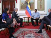 Maduro accede a liberar hoy a varios presos políticos tras reunirse con opositores