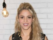 Un aterrizaje de emergencia obliga a Shakira a retrasar su vuelta a casa