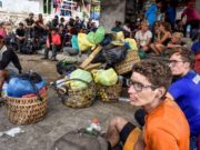 Más de 500 montañeros, entre ellos cinco españoles, atrapados en Indonesia tras el terremoto