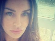 Hallan muerta a una ex modelo de Playboy a la estrangularon en su cama