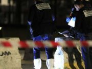 Siete heridos, cinco graves, tras ser atacados con un cuchillo y una barra de hierro en París
