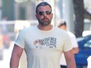 Ben Affleck vuelve hecho un toro tras pasar un mes en rehabilitación
